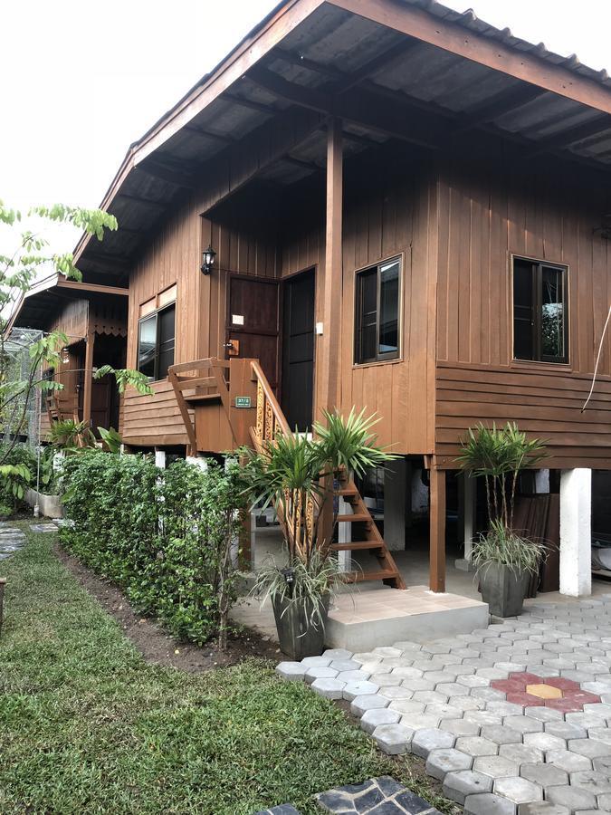 Cozy Stay In Old Town Chiang Mai Exterior photo